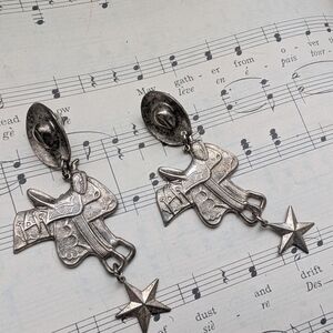 Vintage Silvertone Western Saddle Earrings with Star Charms And Cowboy Hats